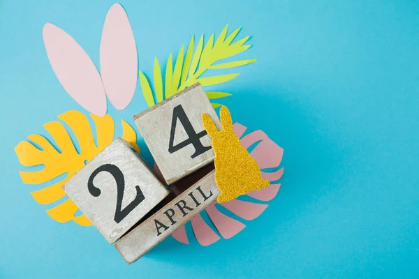 Calendario cubo con data 24 aprile — Foto Stock