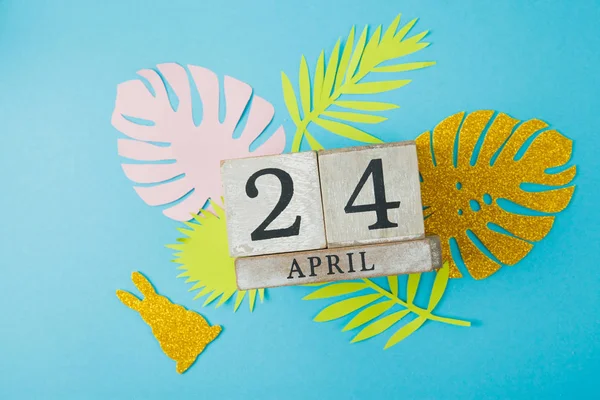 Calendario cubo con data 24 aprile — Foto Stock