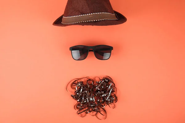 Gafas de sol y barba de cinta adhesiva —  Fotos de Stock