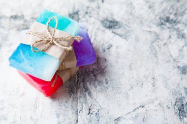 kokulu el yapımı sabun