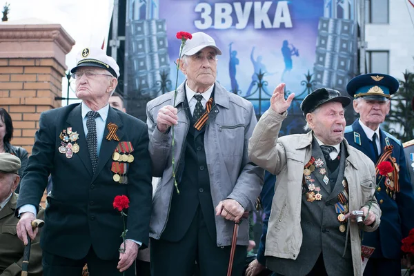 Un hombre es un veterano de la Segunda Guerra Mundial — Foto de Stock