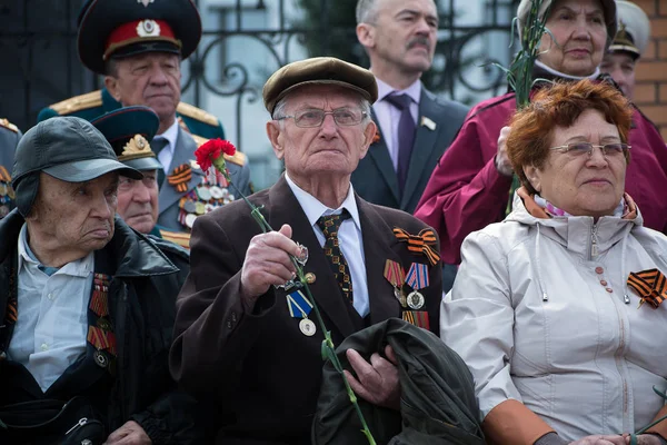 Un hombre es un veterano de la Segunda Guerra Mundial — Foto de Stock