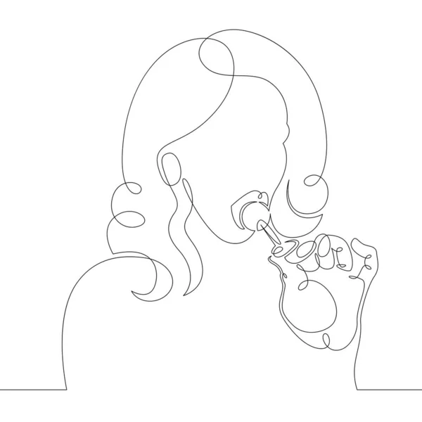 Женщина-подросток засасывает вокруг Lollipop — стоковое фото