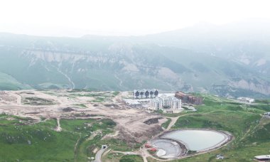 Şahdağ, Azerbaycan turist karmaşık görünümünü ve kayak tesisi