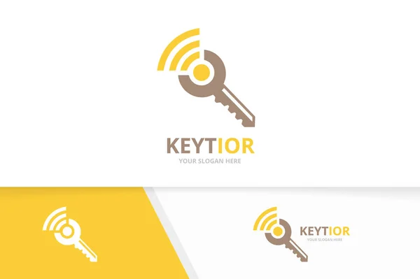 Vector logo-combinatie van sleutel en wifi. Lock en signaal symbool of pictogram. Unieke huis en radio logo ontwerpsjabloon. — Stockvector