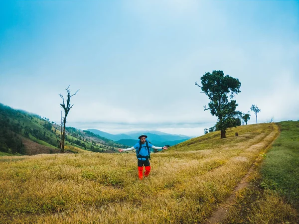 Tak Thailand Mai 2018 Glückliche Menschen Mit Erhobenen Armen Und — Stockfoto