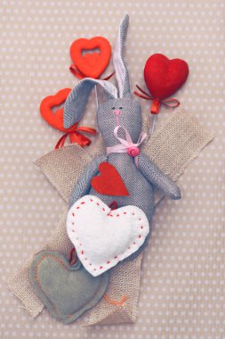 Sevgililer günü için tilde tavşan ile arka plan