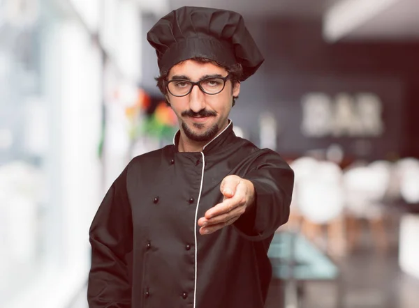 Gek Jongeman Als Een Chef Kok Met Een Uitdrukking Van — Stockfoto