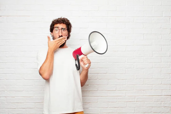 Young Dumb Man Covering Mouth Hand Gesture Surprise Order Remain — Stock Photo, Image