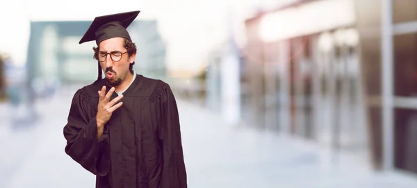 Joven Hombre Graduado Tos Que Sufre Una Enfermedad Invierno Como —  Fotos de Stock