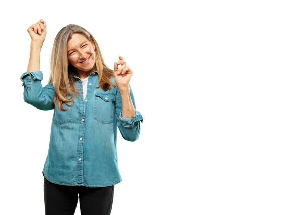 Senior Mooie Vrouw Glimlachend Dansen Leuke Levendige Disco Muziek Zoek — Stockfoto