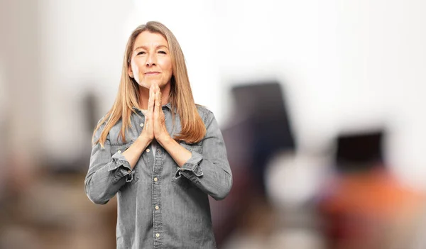 Beautiful Senior Woman Praying Saintly Manner Begging Please Wish Happen — Stock Photo, Image