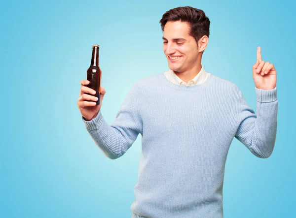 Young Handsome Tanned Man Having Beer — Stock Photo, Image