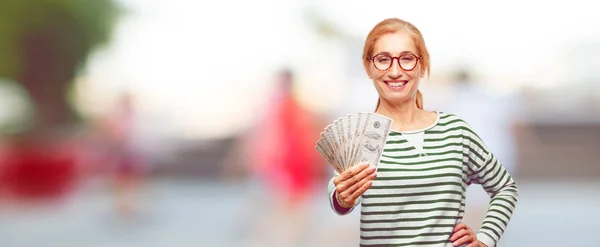 Senior Hermosa Mujer Paga Compra Concepto Dinero —  Fotos de Stock