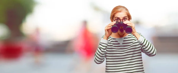 Senior Beautiful Woman Binoculars — Stock Photo, Image