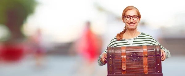 Senior Beautiful Woman Pirate Chest — Stock Photo, Image