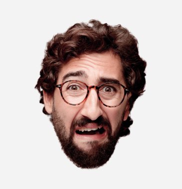 Genç deli adam izole kesme kafa ifadesiyle sakallı. Hipster rolü ile güneş gözlüğü. Üzgün kavramı.