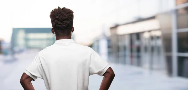 Joven Fresco Hombre Negro Signo Recortar Persona Contra Fondo Monocromo —  Fotos de Stock