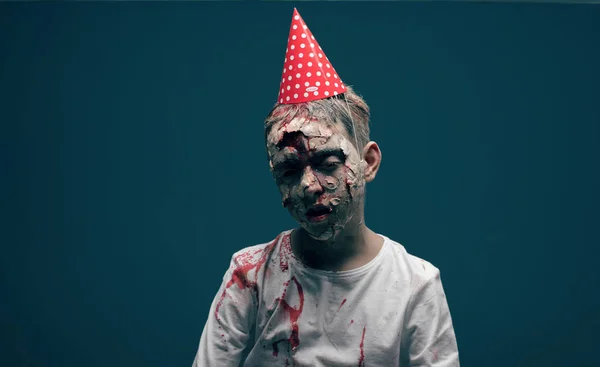 Dead Boy Zombie Horror Halloween Konzept — Stockfoto