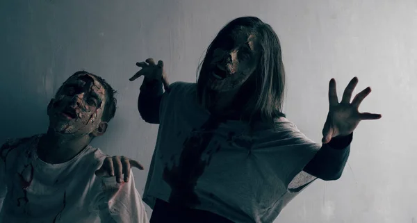 Мертвые Женщины Мальчики Зомби Концепция Хэллоуина Ужасов — стоковое фото