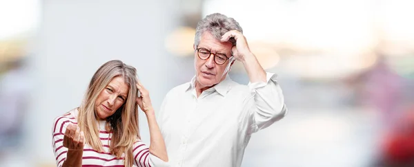 Senior Cool Husband Wife Looking Sad Worried Absolutely Empty Handed — Stock Photo, Image