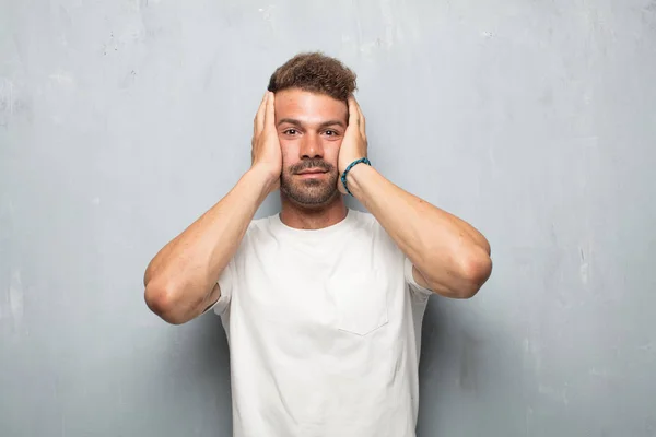 Joven Hombre Guapo Con Gesto Estresado Con Ambas Manos Apretadas —  Fotos de Stock