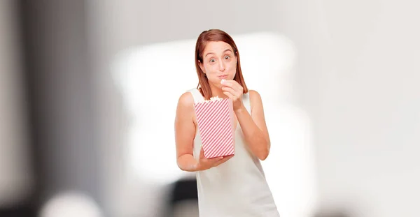 Young Pretty Woman Popcorns Bucket — Stock Photo, Image