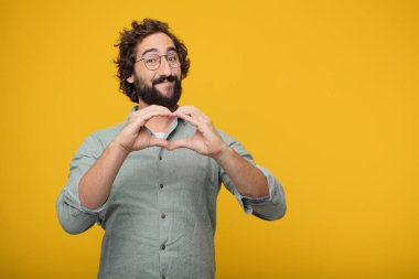 Genç sakallı işadamı bir kavramı ifade