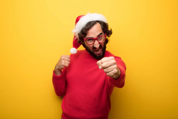 Jonge Gek Bebaarde Man Dragen Van Rode Brillen Kerstman Hoed — Stockfoto