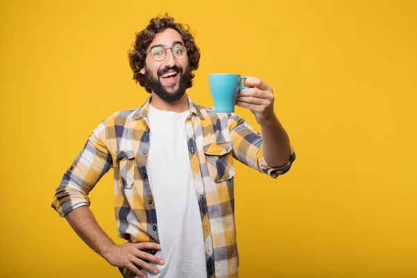 Junger Verrückter Mann Narr Pose Mit Kaffee — Stockfoto