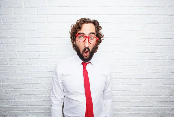 Hombre Negocios Loco Expresando Concepto Fondo Pared Ladrillo — Foto de Stock