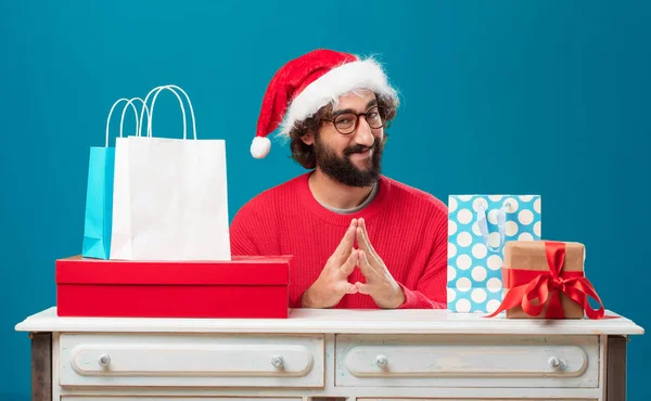 Junger Mann Mit Geschenken Weihnachtskonzept — Stockfoto