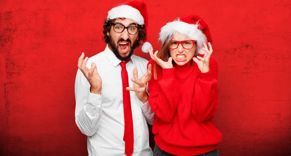 Jovem Casal Expressando Conceito Natal Casal Fundo Diferentes Camadas — Fotografia de Stock