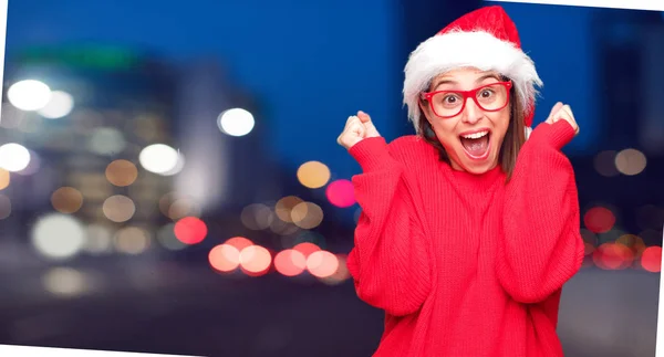 Junge Hübsche Frau Weihnachtskonzept Editierbarer Hintergrund — Stockfoto