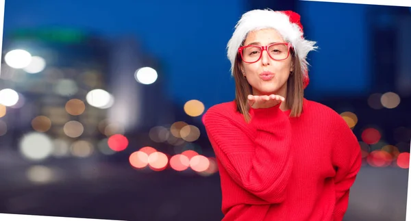 Junge Hübsche Frau Weihnachtskonzept Editierbarer Hintergrund — Stockfoto