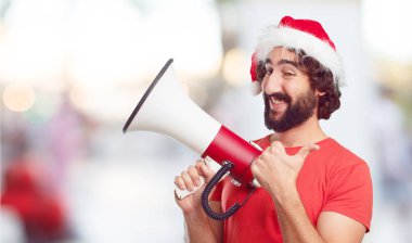 Noel Baba şapkası genç adam. Noel kavramı.