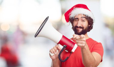 Noel Baba şapkası genç adam. Noel kavramı.