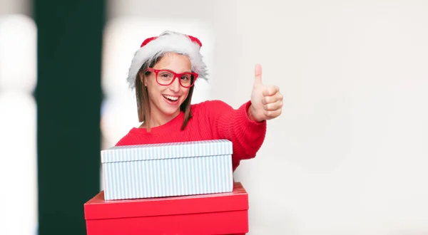 Junge Hübsche Frau Weihnachtskonzept Editierbarer Hintergrund — Stockfoto