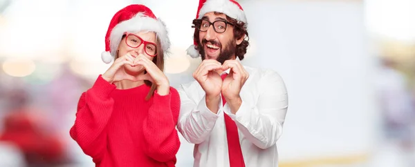 Jeune Couple Exprimant Concept Noël Couple Fond Dans Différentes Couches — Photo