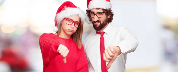 Joven Pareja Expresando Concepto Navidad Pareja Fondo Diferentes Capas —  Fotos de Stock