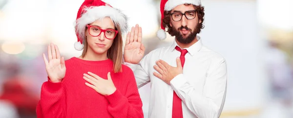 Joven Pareja Expresando Concepto Navidad Pareja Fondo Diferentes Capas —  Fotos de Stock