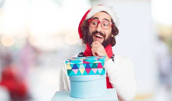 Junger Mann Mit Weihnachtsmütze Weihnachtskonzept — Stockfoto