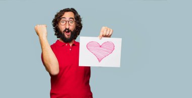 Sevgililer günü konsepti ile genç deli adam