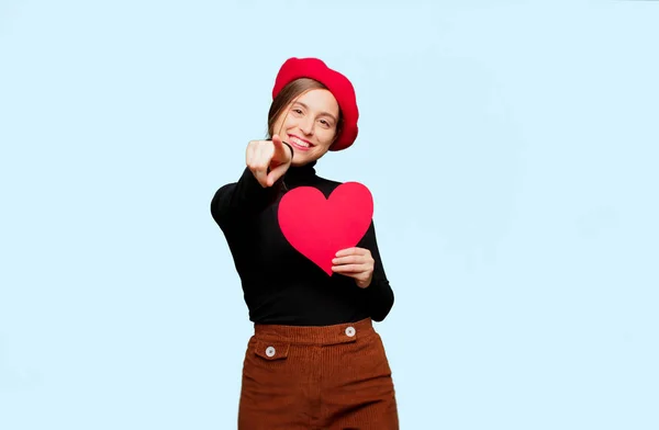 Mooie Jongedame Met Uitdrukken Liefde Concept Voor Valentijnsdag — Stockfoto