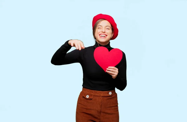 Mooie Jongedame Met Uitdrukken Liefde Concept Voor Valentijnsdag — Stockfoto
