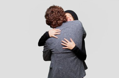 Genç kutluyor Sevgililer günü çift. Aşk kavramı.