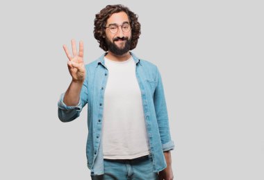 Geri sayım konsepti olan genç aptal adam.