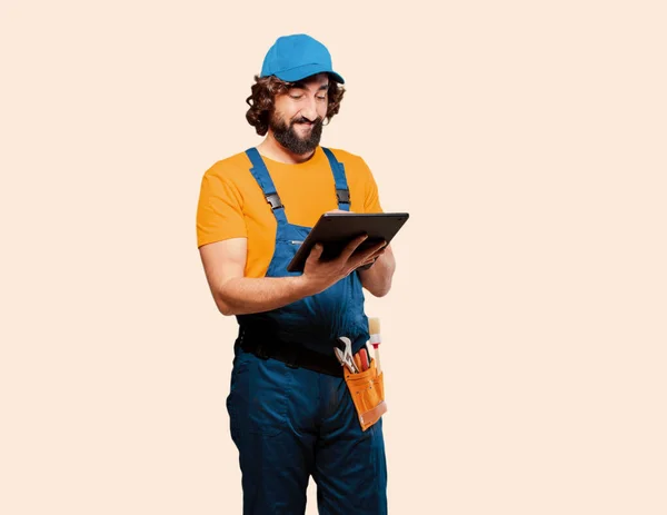 Vuxen Handyman Arbetare Med Tablet — Stockfoto