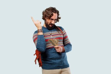 Banknotlar ile yetişkin genç hippi adam