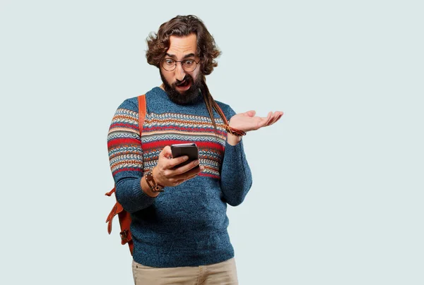 Jeune Hippie Homme Avec Smartphone — Photo